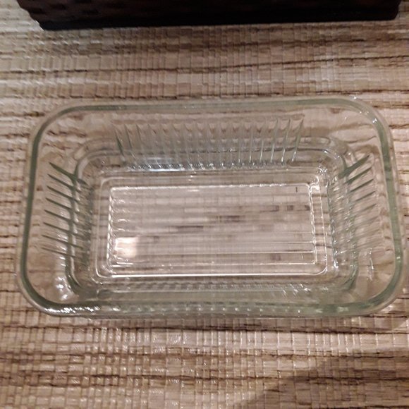 Simple Dining 4 in 1 Clear Glass Covered Butter Dish - Picture 5 of 7